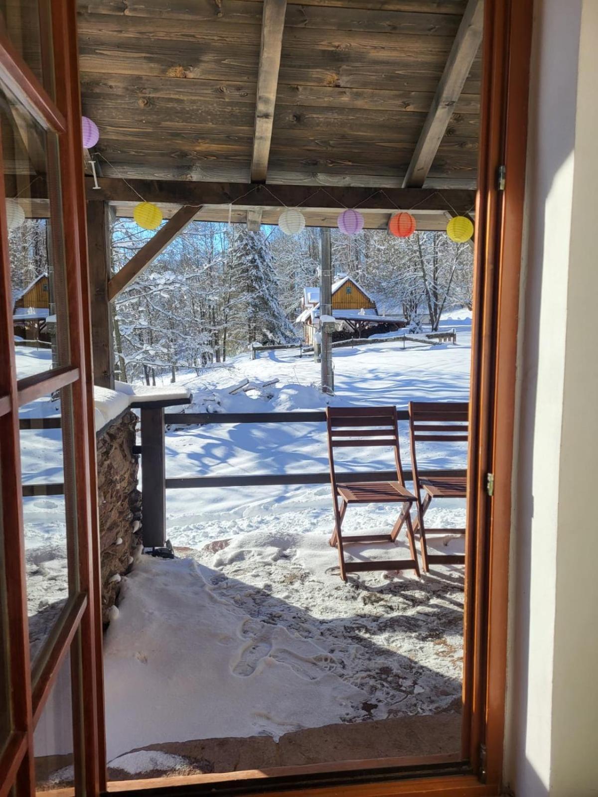 Srub V Bolkovskem Udoli Hébergement de vacances